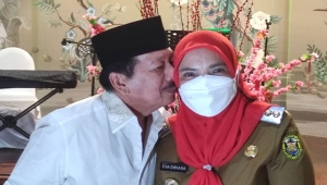 Herman HN dan Eva Dwiana