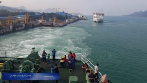 Kapal Penyeberangan Bakauheni Merak