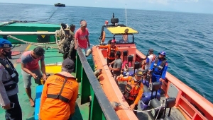 Kapal Nelayan Tenggelam di Lampung Timur