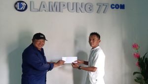 Beri Reward HUT Lampung77