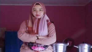 Elma Nurmala Penjual Cilok di Lampung Meraup Puluhan Juta dari TikTok