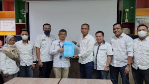 Kunjungan pengurus PWI Lampung ke Bank Mandiri