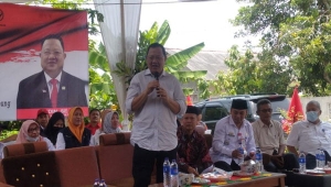 Ketua Komisi IV DPR Sudin