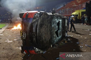 Kerusuhan di Stadion Kanjuruhan Malang