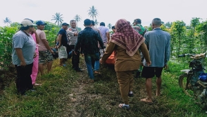 Warga Lampung Tengah ditemukan tergantung di Pringsewu