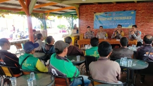 Polres Tanggamus menggelar Jumat Curhat