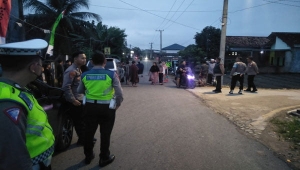 Polisi bubarkan perang petasan di Pringsewu Lampung