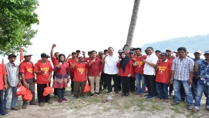 Ketua Komisi IV DPR Sudin