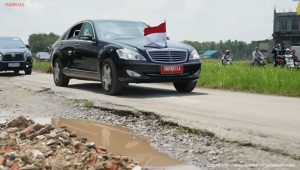 Presiden Jokowi tinjau jalan rusak di Lampung