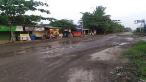 Jalan Ruas Simpang Kota Gajah-Simpang Randu Diperbaiki Juli 2023