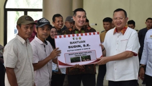 Ketua Komisi IV DPR Sudin