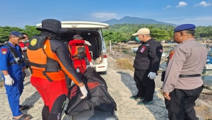 Mayat di Perairan Pulau Krakatau