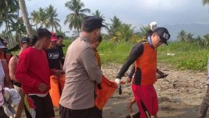 Bocah Terseret Ombak di Tanggamus