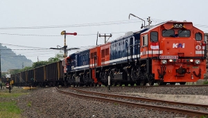Kereta Api Babaranjang