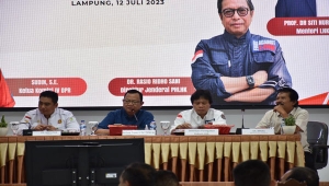 Ketua Komisi IV DPR Sudin