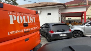 Baku tembak polisi dan begal di Lampung