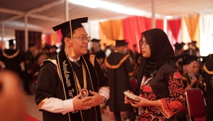 Wisudawan Terbaik ITERA