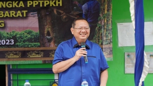 Ketua Komisi IV DPR Sudin