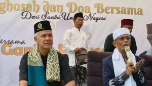 Ganjar menghadiri istighosah di Lampung
