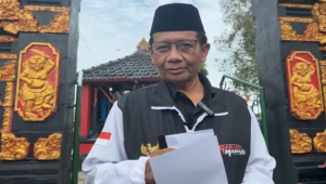 Mahfud MD Mundur dari Menko Polhukam