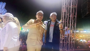 Rahmat Mirzani Djausal dan Ahmad Giri Akbar