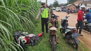 Motor Tabrak Truk di Lampung Timur
