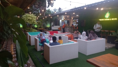 Saburai Durian dan Resto