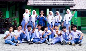 SMKN 5 Bandar Lampung Juara 2 Pentas Islami Teknokrat