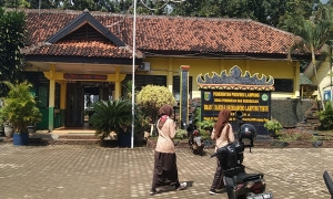 Ijazah 4 siswa ditahan pihak sekolah di Lampung Timur