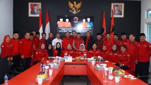 PDIP beri surat tugas 4 calon kepala daerah di Lampung