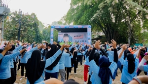 Senam sehat Iyay Mirza