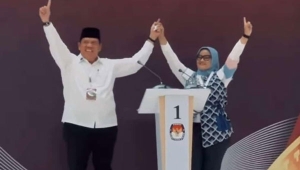Ela Siti Nuryamah-Azwar Hadi