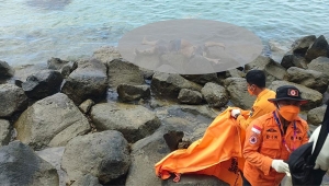 Mayat Mengambang di Pantai Lampung Selatan
