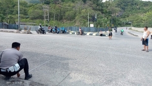 Truk Rem Blong di Turunan PJR Bandar Lampung