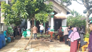 Wanita Tewas Gantung Diri di Lampung Timur