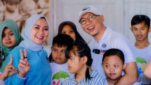 Rahmat Mirzani Djausal dan istri Purnama Wulan Sari