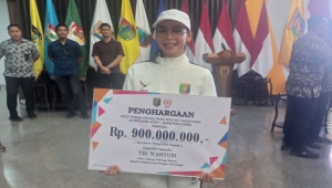 Atlet Senam Ritmik Lampung Tri Wahyuni Terima Bonus PON Rp 900 Juta