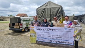 HET Minyakita