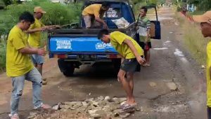 Jalan Penghubung Antar Desa di Lampung Timur Rusak