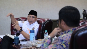 Gubernur Lampung Rahmat Mirzani Djausal