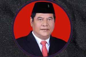 Ketua DPC PDIP Pesisir Barat yang juga wakil Ketua DPRD Pesisir Barat, Pieter. meninggal dunia
