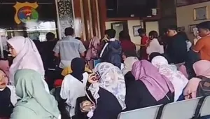 Calon PPPK Urus SKCK di Polres Way Kanan