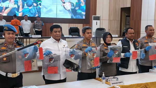 Kasus bom molotov saat demo di Lampung