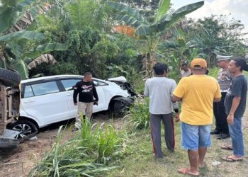 Kecelakaan Truk dan Innova di Lampung