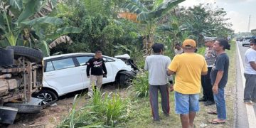 Kecelakaan Truk dan Innova di Lampung