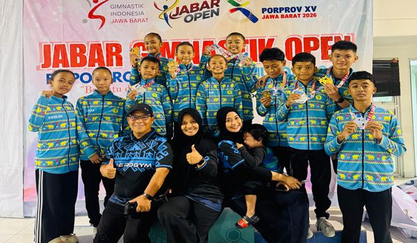 Atlet Aerobik Gimnastik Lampung meraih 9 medali di Jabar Open 2025