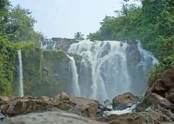 Wisata Curup Gangsa Way Kanan Lampung