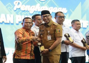 IIB Darmajaya Pertahankan Predikat Informatif 2025