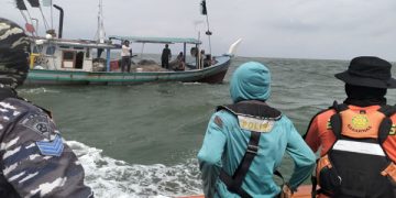 Nelayan Terjatuh dari Kapal di Kuala Penet Lampung Timur