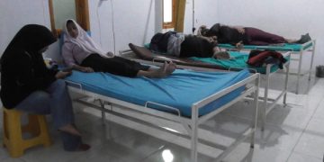 Siswa dan santri diduga keracunan MBG di Lampung Timur